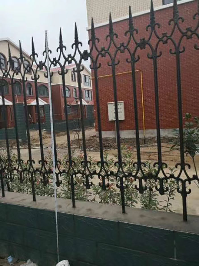 组装式铸铁护栏